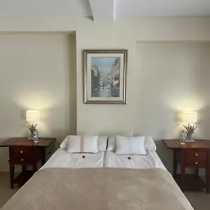 https://jardines-del-mar-marbella-29602-2.es-andalucia.com